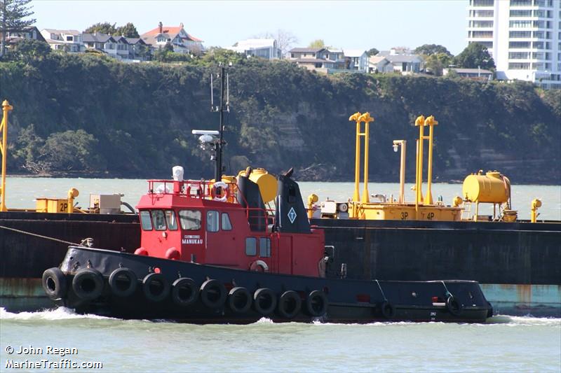 manukau (Towing vessel) - IMO , MMSI 512003184, Call Sign ZMQ6607 under the flag of New Zealand
