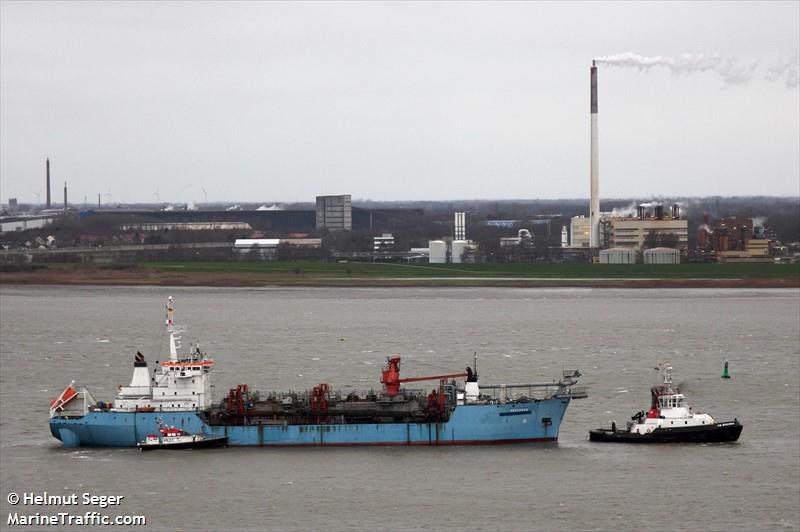 westford (Hopper Dredger) - IMO 7360162, MMSI 312421000, Call Sign V3BK2 under the flag of Belize