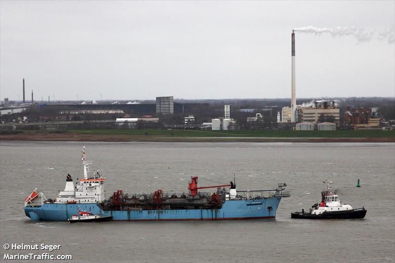 westford (Hopper Dredger) - IMO 7360162, MMSI 312421000, Call Sign V3BK2 under the flag of Belize