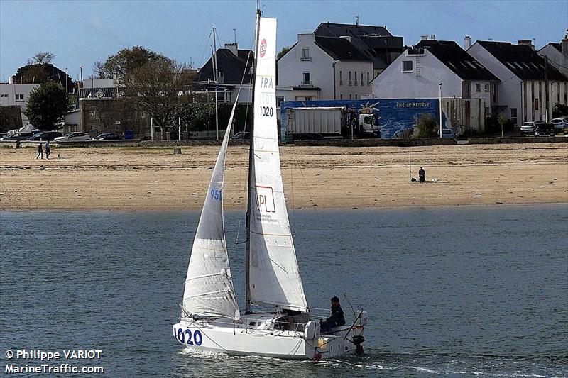 kitsune solo sailor (Sailing vessel) - IMO , MMSI 228023970, Call Sign FAH4849 under the flag of France