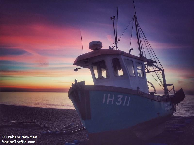 silver harvest (Fishing vessel) - IMO , MMSI 235114634, Call Sign 2DWW3 under the flag of United Kingdom (UK)