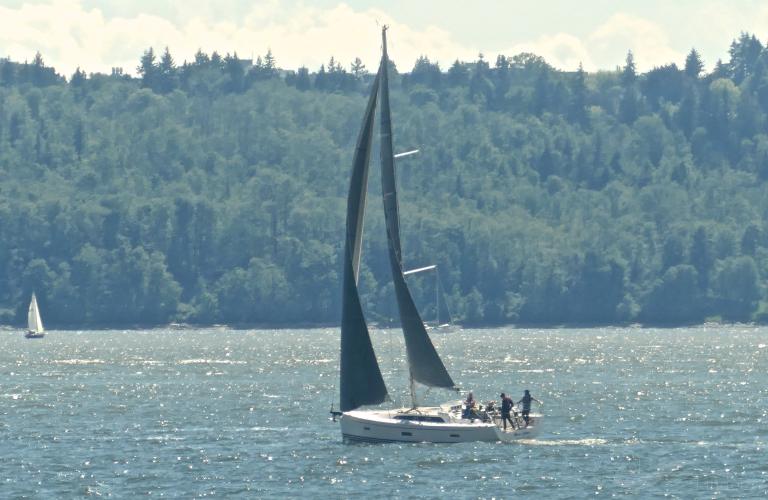 more options (Sailing vessel) - IMO , MMSI 316039087 under the flag of Canada