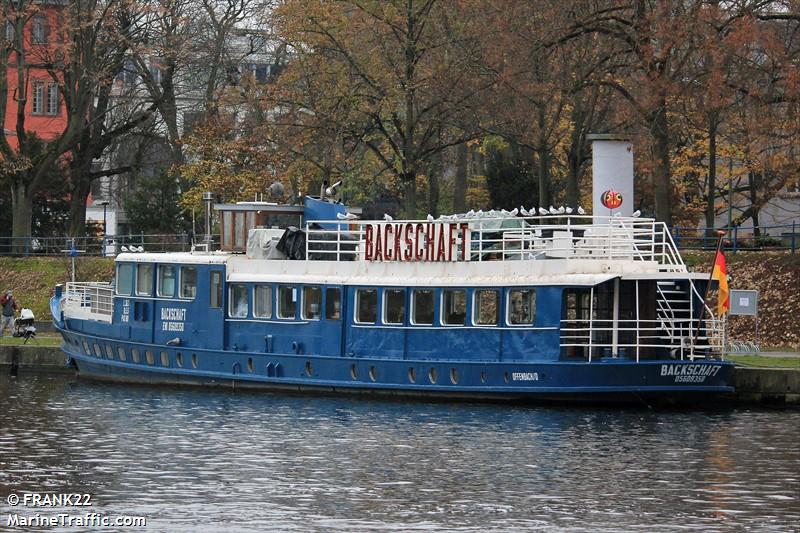 backschaft (Passenger ship) - IMO , MMSI 211752270, Call Sign DC8325 under the flag of Germany