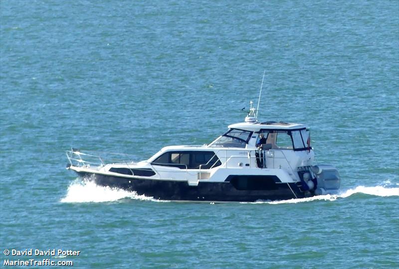 bluebell (Pleasure craft) - IMO , MMSI 232018704, Call Sign MEBY7 under the flag of United Kingdom (UK)