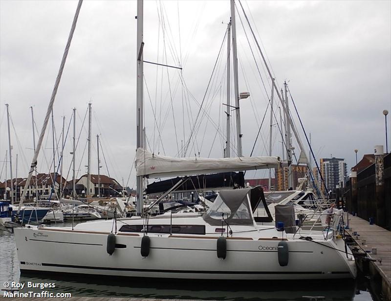 sea spinner (Sailing vessel) - IMO , MMSI 235093608, Call Sign 2FRJ6 under the flag of United Kingdom (UK)