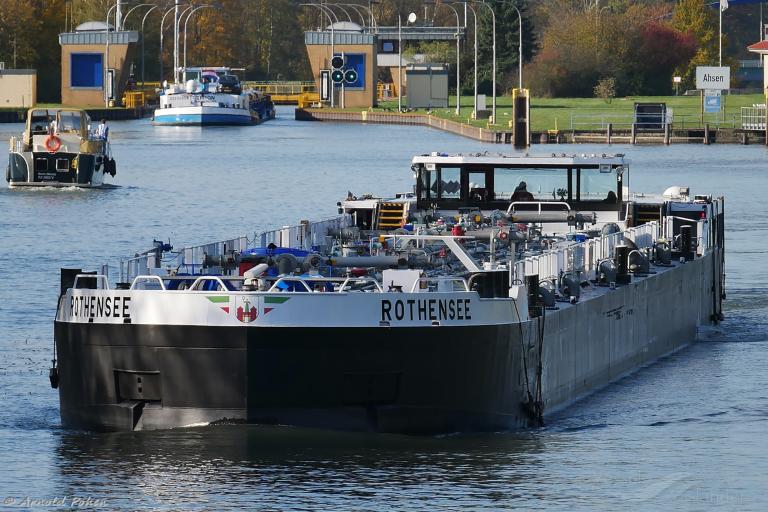 rothensee (Tanker) - IMO , MMSI 211162470, Call Sign DD4110 under the flag of Germany