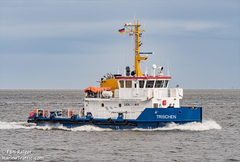 trischen (Dredging or UW ops) - IMO , MMSI 211202970, Call Sign DB4748 under the flag of Germany