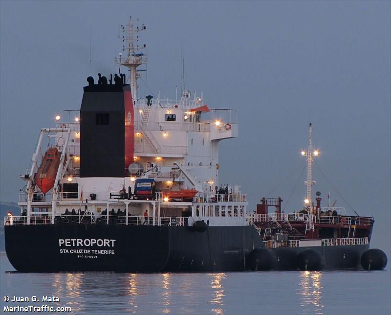 petroport (Oil Products Tanker) - IMO 9240201, MMSI 225438000, Call Sign EAAG under the flag of Spain