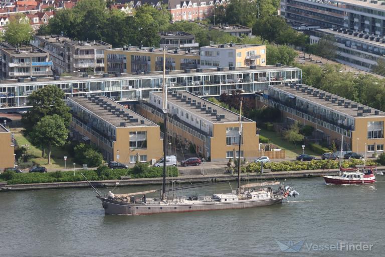 umoja (Passenger ship) - IMO , MMSI 244030327, Call Sign PC0 under the flag of Netherlands