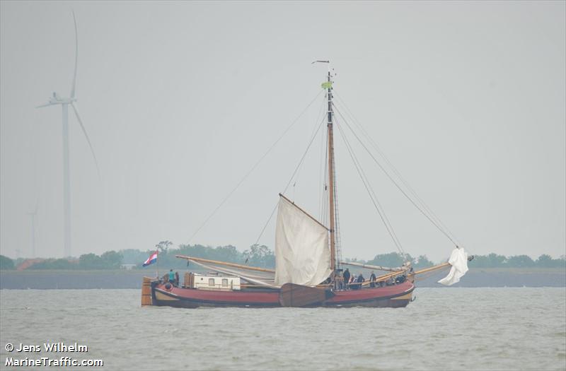 windbruid (Passenger ship) - IMO , MMSI 244615099, Call Sign PA2663 under the flag of Netherlands