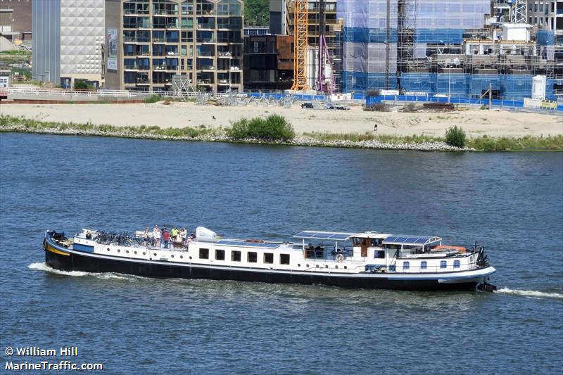 gandalf (Passenger ship) - IMO , MMSI 244620471, Call Sign PH7033 under the flag of Netherlands