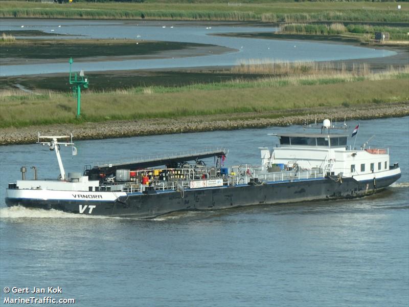 vanora (Tanker) - IMO , MMSI 244670357, Call Sign PD3574 under the flag of Netherlands