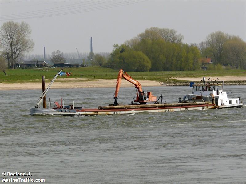 burgzand (Dredging or UW ops) - IMO , MMSI 244690925, Call Sign PD6109 under the flag of Netherlands