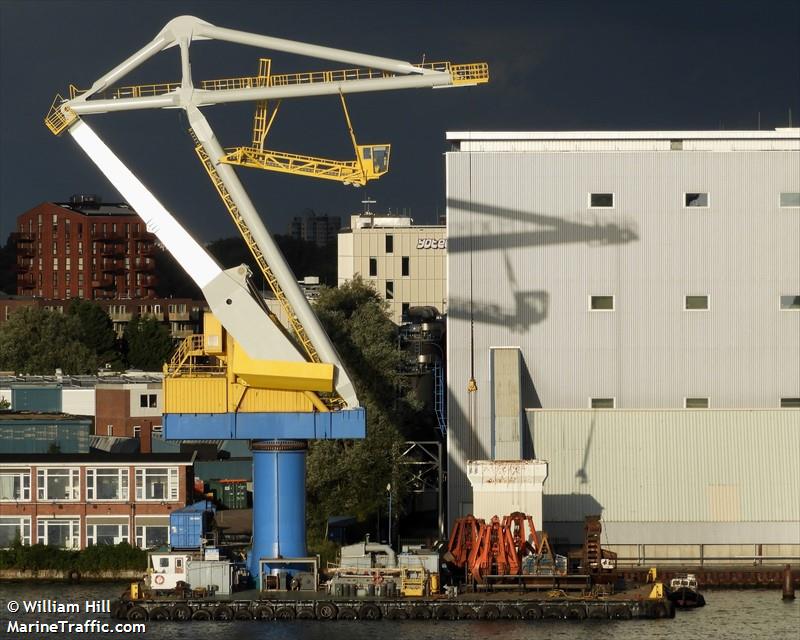 cornelis tromp (Dredging or UW ops) - IMO , MMSI 244740686, Call Sign PG4627 under the flag of Netherlands