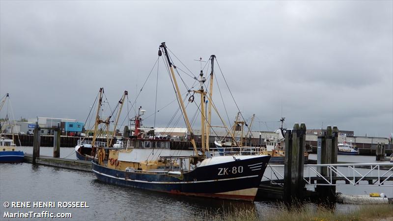 zk 80 linquenda (Fishing Vessel) - IMO 8432584, MMSI 246459000, Call Sign PDGI under the flag of Netherlands