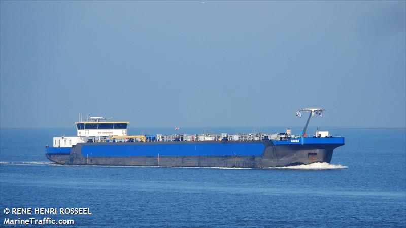 aurora (Tanker) - IMO , MMSI 253242285, Call Sign LX2285 under the flag of Luxembourg