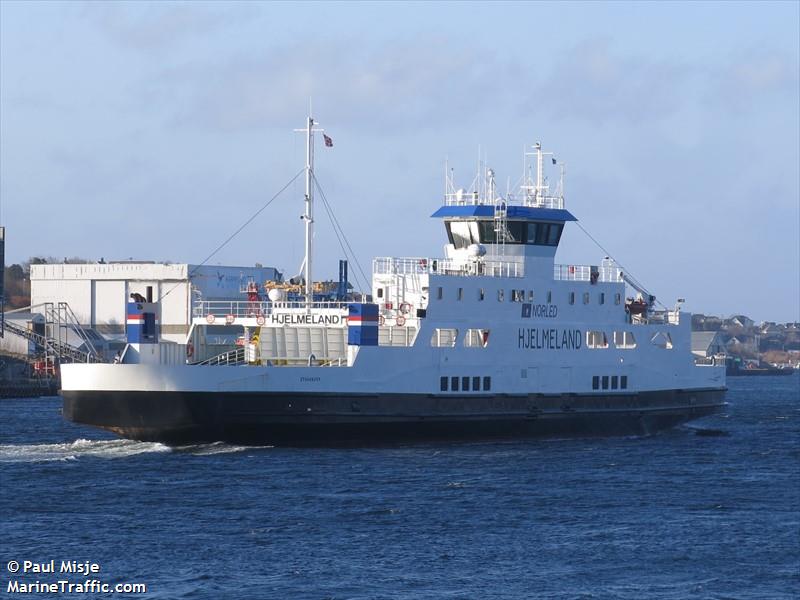 hjelmeland (Passenger/Ro-Ro Cargo Ship) - IMO 9055747, MMSI 257282400, Call Sign LGCH under the flag of Norway