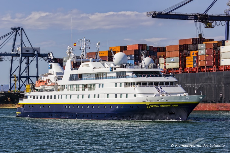 nat-geo orion (Passenger (Cruise) Ship) - IMO 9273076, MMSI 311603000, Call Sign C6TE3 under the flag of Bahamas