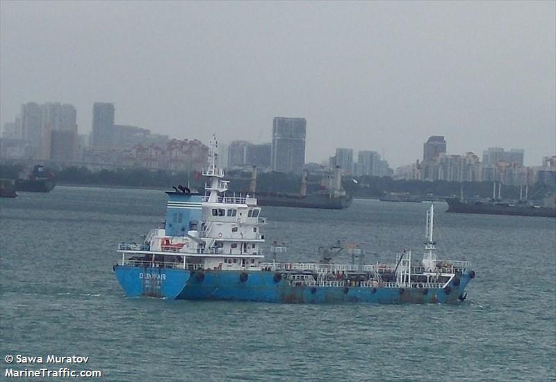 debonair (Oil Products Tanker) - IMO 9635066, MMSI 566392000, Call Sign 9V9453 under the flag of Singapore
