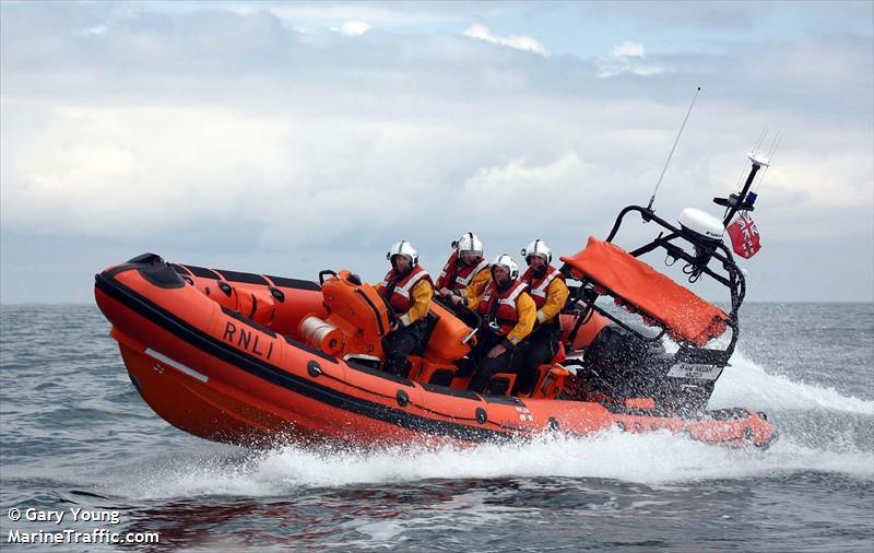 rnli lifeboat b-812 (-) - IMO , MMSI 235090694 under the flag of United Kingdom (UK)