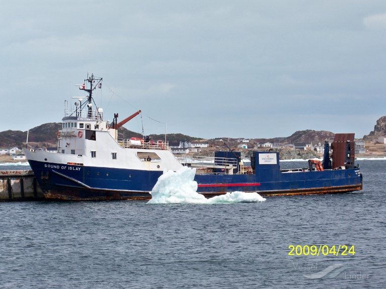 sound of islay (Passenger/Ro-Ro Cargo Ship) - IMO 6810926, MMSI 316001217, Call Sign VY4372 under the flag of Canada