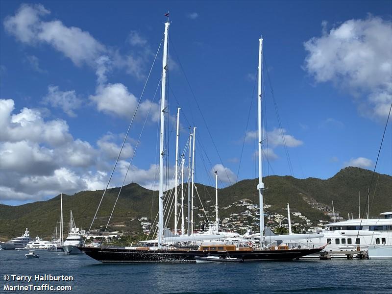aq (Pleasure craft) - IMO , MMSI 319203400, Call Sign ZGOC2 under the flag of Cayman Islands