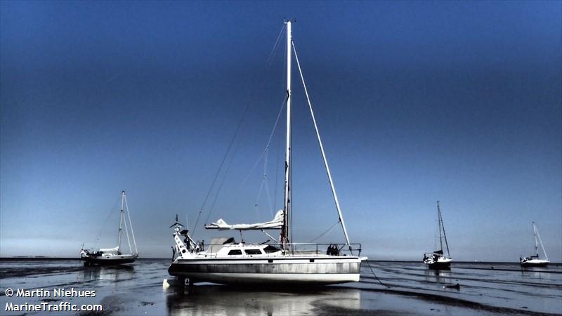 my ladies (Sailing vessel) - IMO , MMSI 211741780, Call Sign DH9305 under the flag of Germany