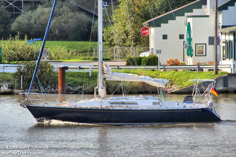 zest (Unknown) - IMO , MMSI 211469120, Call Sign DB5837 under the flag of Germany