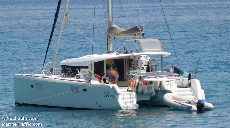 sea moon (Sailing vessel) - IMO , MMSI 227446190, Call Sign FAD9353 under the flag of France