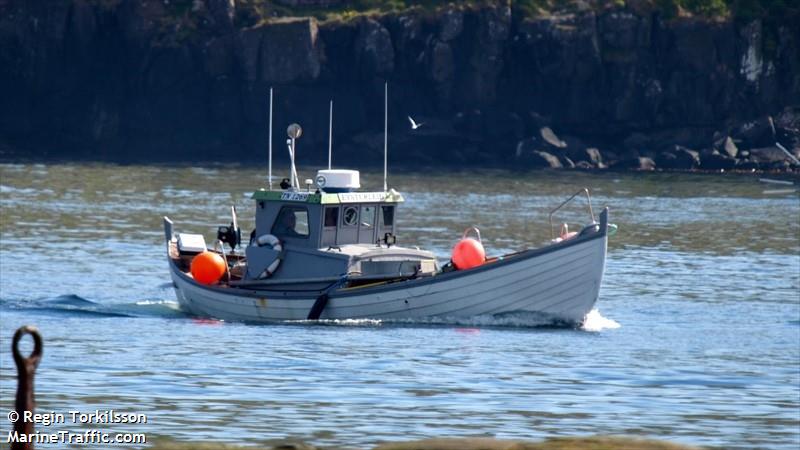 vikingur (Fishing vessel) - IMO , MMSI 231381000, Call Sign XPF3351 under the flag of Faeroe Islands