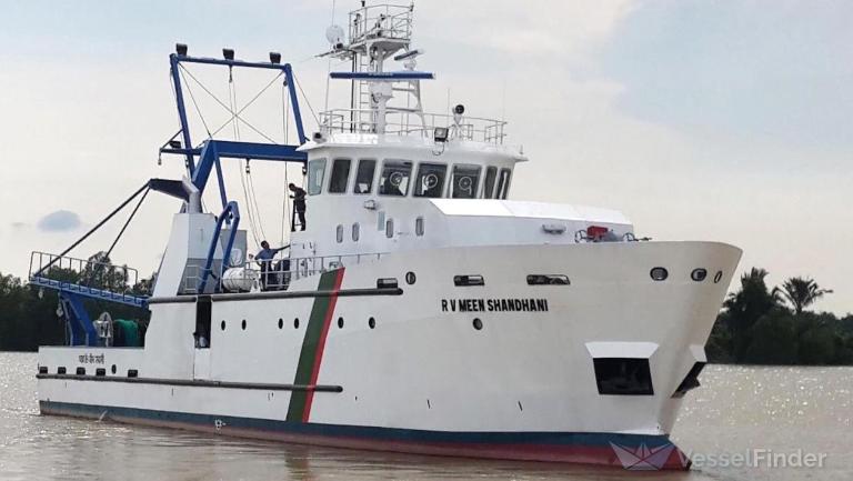 rv meen shandhani (-) - IMO , MMSI 405000184, Call Sign S2PV under the flag of Bangladesh