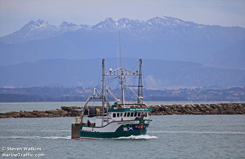 atlantic dawn (Fishing vessel) - IMO , MMSI 512007971, Call Sign ZMU7286 under the flag of New Zealand