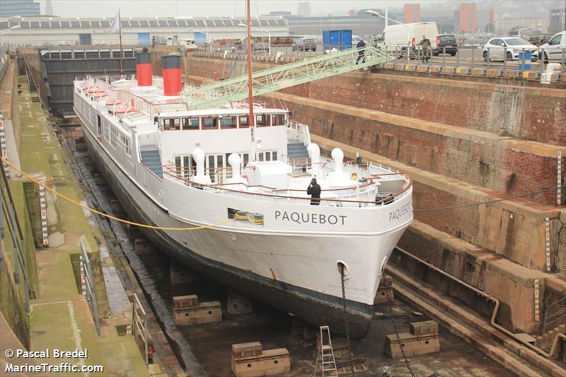 paquebot (Other type) - IMO , MMSI 226006080, Call Sign FM5143 under the flag of France