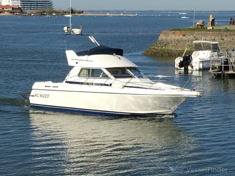 lasbrouille (Pleasure craft) - IMO , MMSI 227991950, Call Sign FT9472 under the flag of France