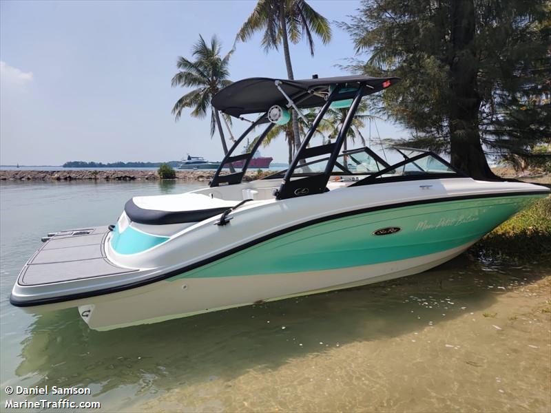 mon petit bateau (Pleasure craft) - IMO , MMSI 533110641 under the flag of Malaysia