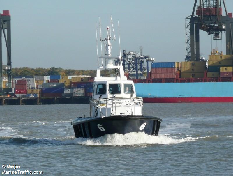 heron (HSC) - IMO , MMSI 235000799, Call Sign ZQXS3 under the flag of United Kingdom (UK)