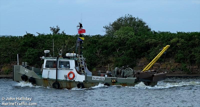 f48 (Tug) - IMO , MMSI 235097114, Call Sign 2ECW9 under the flag of United Kingdom (UK)