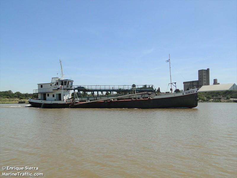 madre selva (Unknown) - IMO , MMSI 701006955, Call Sign LW 3701 under the flag of Argentina