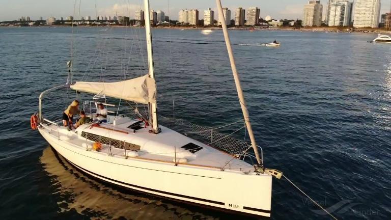 praiano (Sailing vessel) - IMO , MMSI 701007151, Call Sign LW3799 under the flag of Argentina