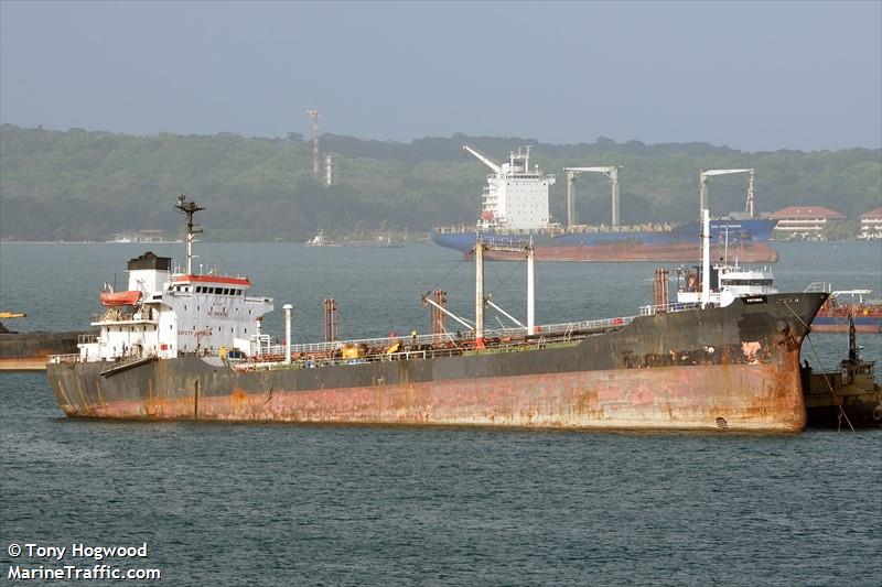 llanero (Oil Products Tanker) - IMO 8014186, MMSI 720984000, Call Sign CPC3002 under the flag of Bolivia