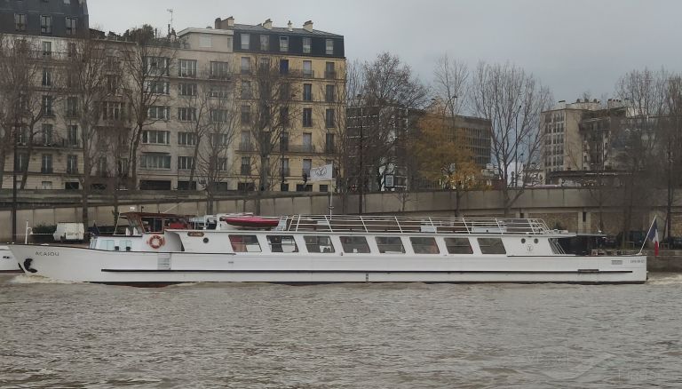 acajou (-) - IMO , MMSI 226006070 under the flag of France