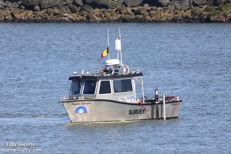 express surveyor (Pleasure craft) - IMO , MMSI 232010417, Call Sign MBQN8 under the flag of United Kingdom (UK)