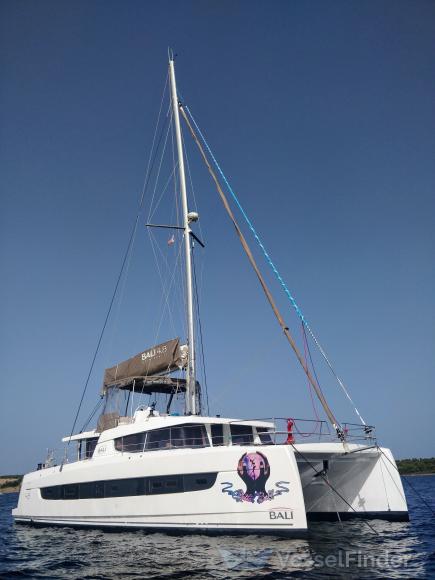 crystal ball (Sailing vessel) - IMO , MMSI 339986000, Call Sign 6YUR5 under the flag of Jamaica