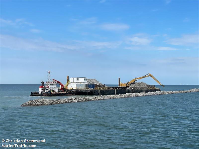 cc biscay (Dredging or UW ops) - IMO , MMSI 232028759, Call Sign MHSU3 under the flag of United Kingdom (UK)