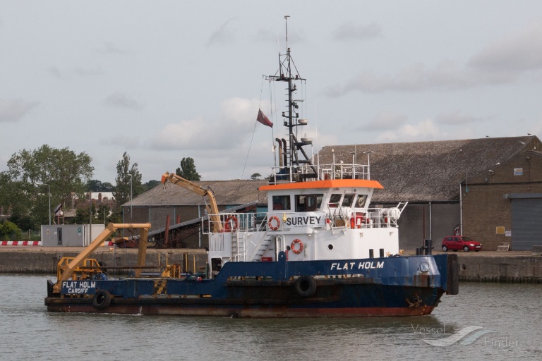 flatholm (Tug) - IMO , MMSI 235014266, Call Sign GHLZ under the flag of United Kingdom (UK)