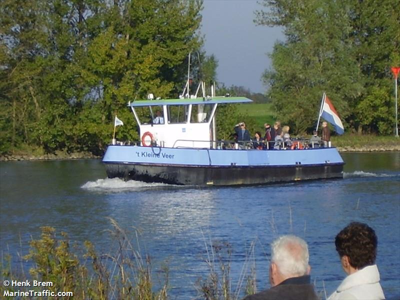 t kleine veer (Unknown) - IMO , MMSI 244021814, Call Sign PG2694 under the flag of Netherlands