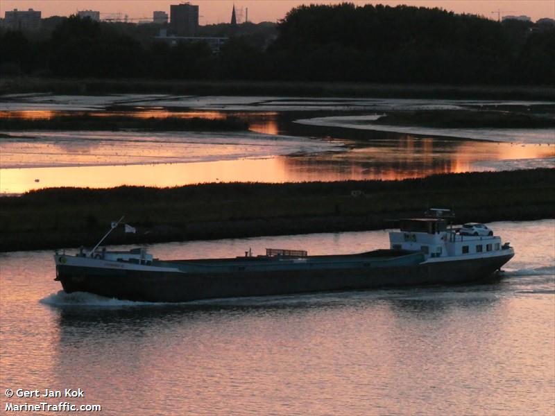 cotrans 10 (Cargo ship) - IMO , MMSI 244620974, Call Sign PF9116 under the flag of Netherlands