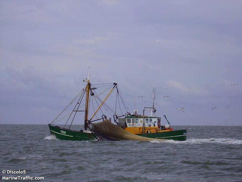 ts9 trix (Fishing Vessel) - IMO 8432833, MMSI 245766000, Call Sign PIAZ under the flag of Netherlands