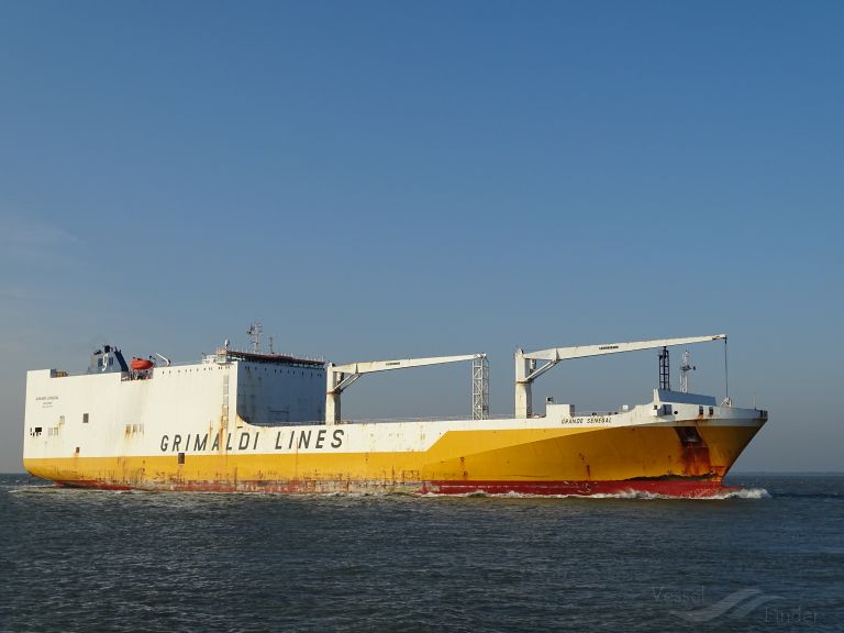 grande senegal (Ro-Ro Cargo Ship) - IMO 9377470, MMSI 247285500, Call Sign ICEU under the flag of Italy
