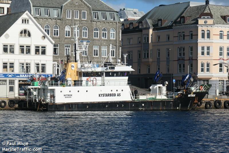 nitrox (Pollution Control Vessel) - IMO 7712949, MMSI 257390500, Call Sign LGDB under the flag of Norway